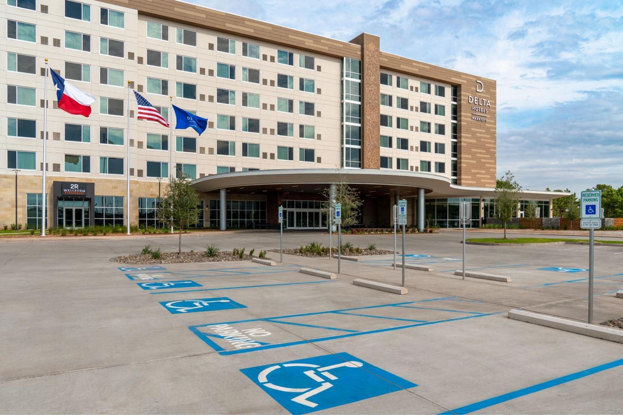 Delta Hotels By Marriott Wichita Falls Convention Center Exterior photo