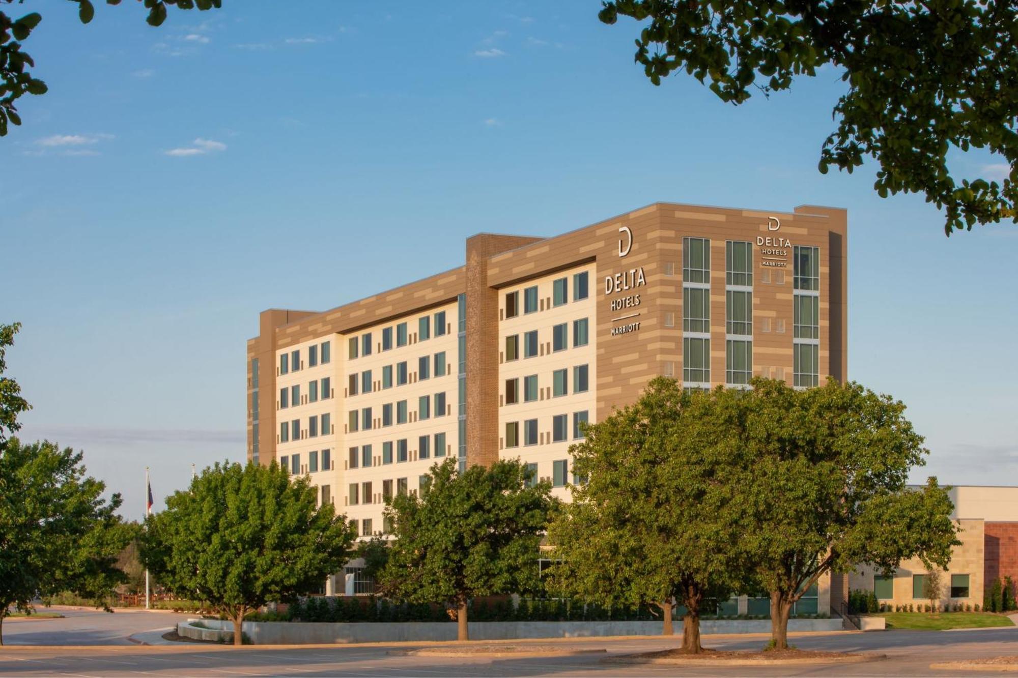 Delta Hotels By Marriott Wichita Falls Convention Center Exterior photo